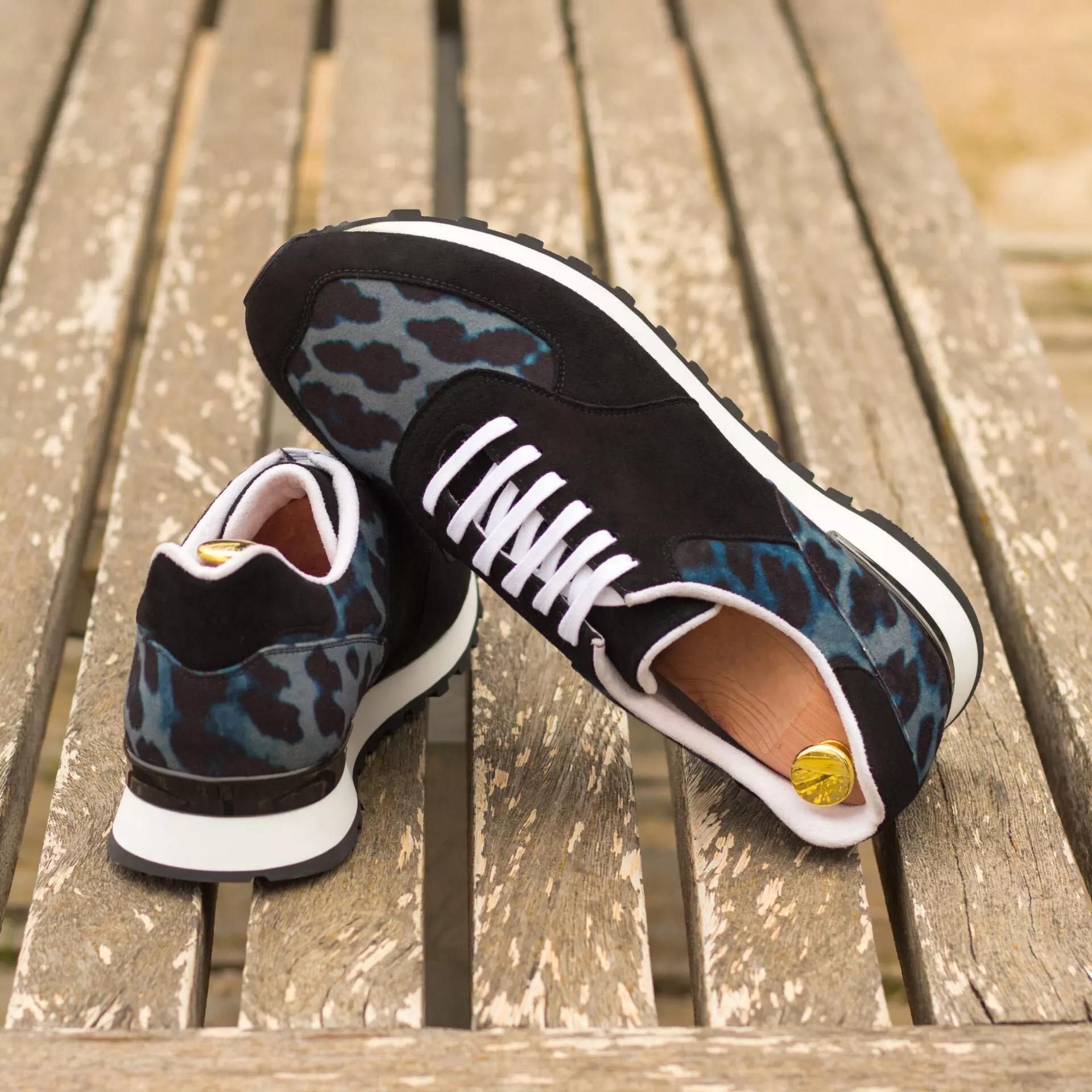 --Mens Casual Sneakers-